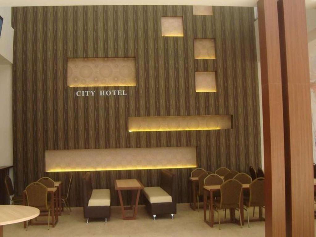 City Hotel Tasikmalaya Exteriör bild